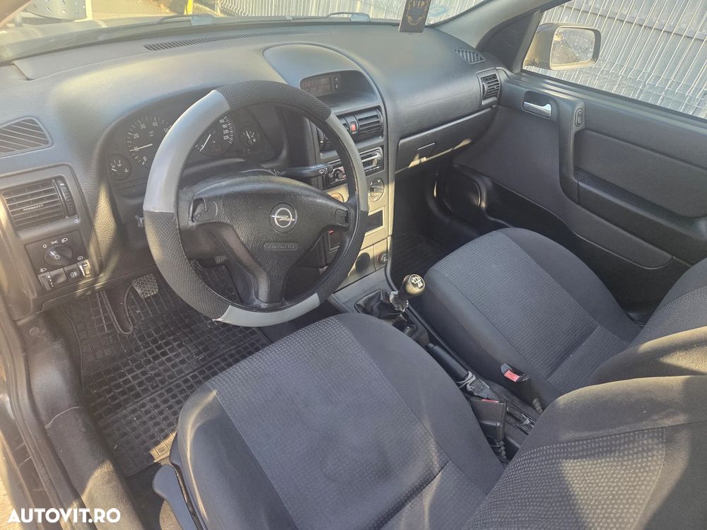 Opel Astra Classic 1.4i - 2