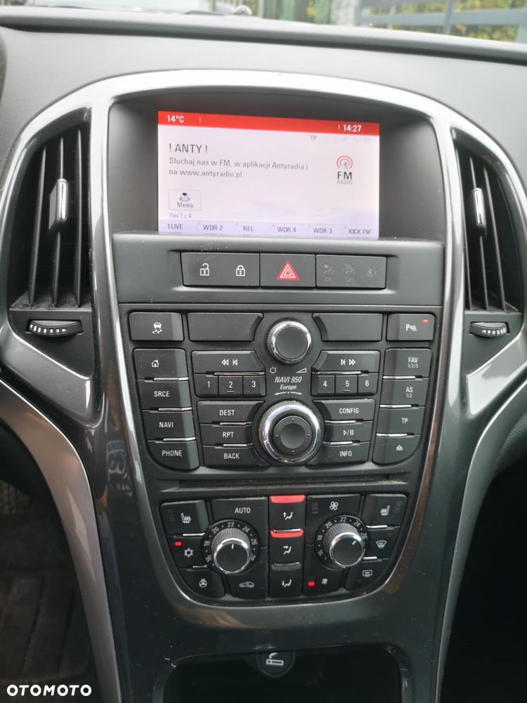 Opel Astra 1.4 Turbo Exklusiv - 27