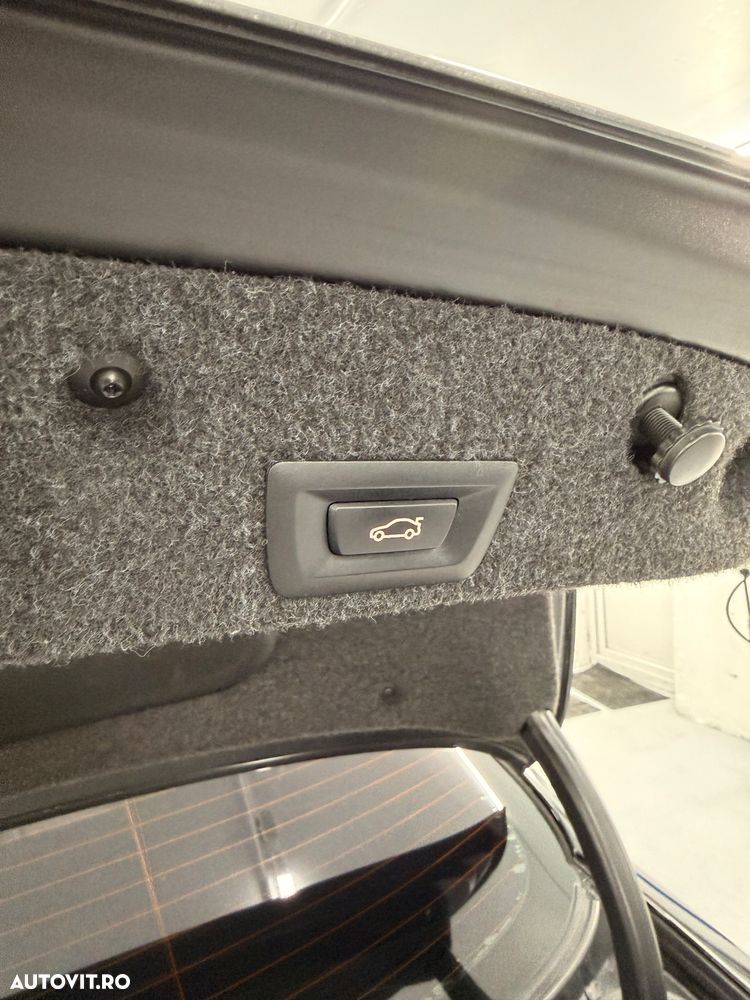 BMW Seria 5 525d xDrive AT - 9