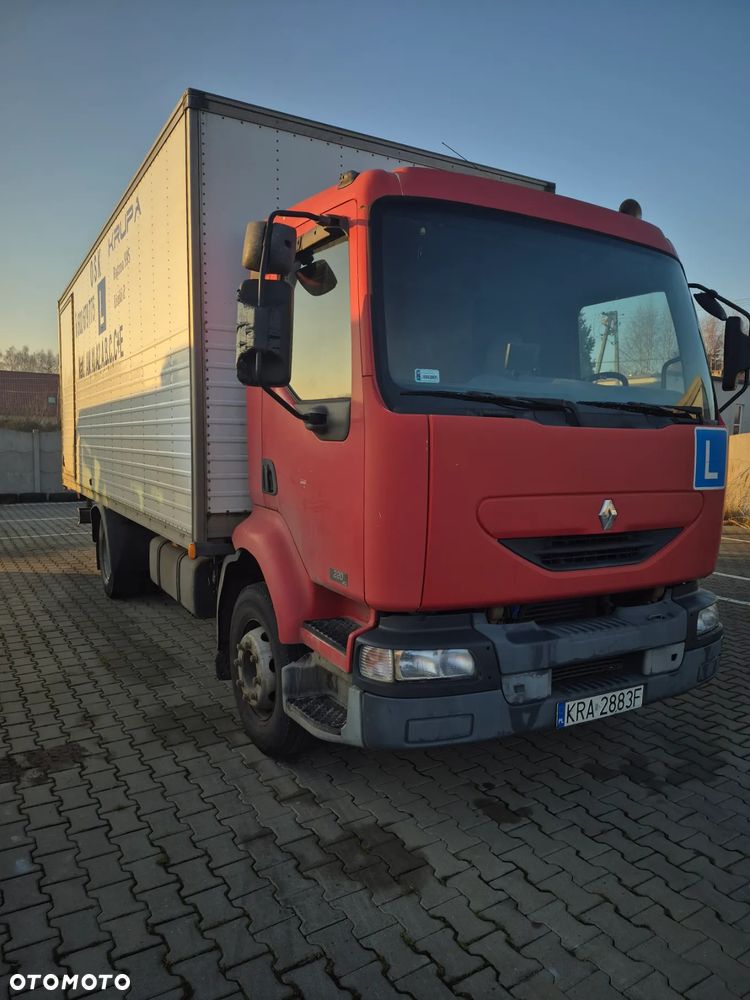 Renault midlum - 2