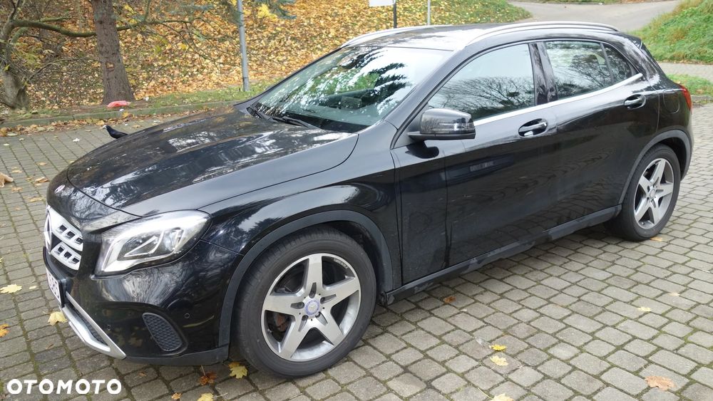 Mercedes-Benz GLA ver-200-7g--dct-activity-edition - 9