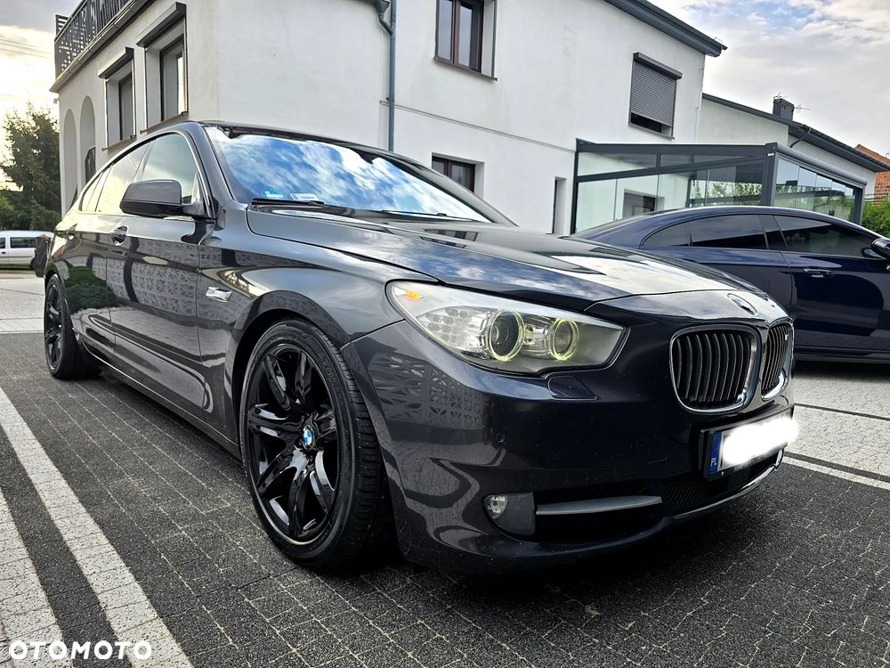 BMW 5GT 550i - 6