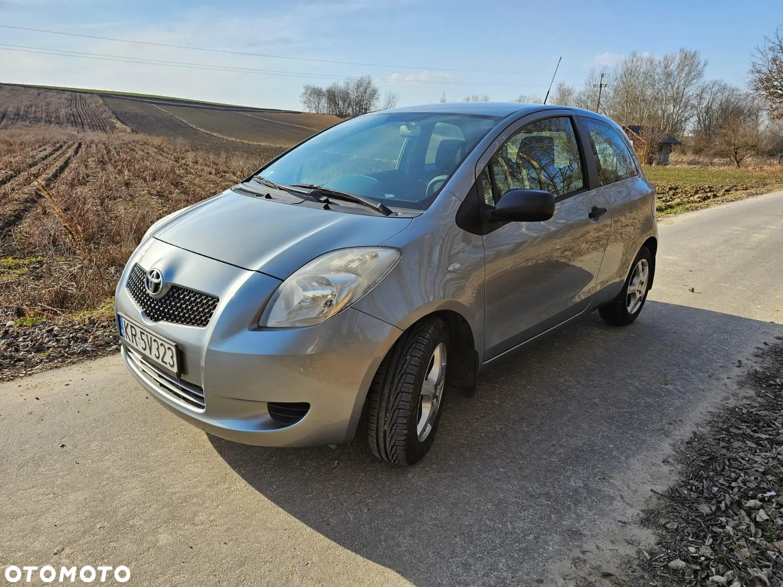 Toyota Yaris 1.0 Terra A/C - 2