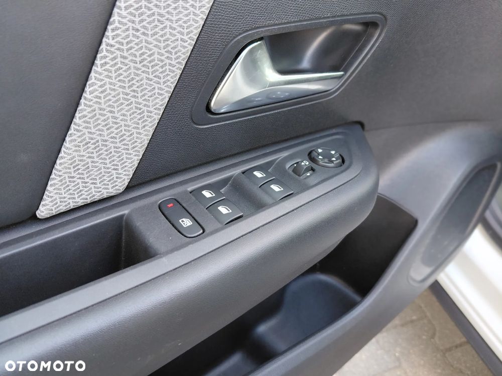 Citroën C4 1.2 PureTech Shine S&S EAT8 - 16