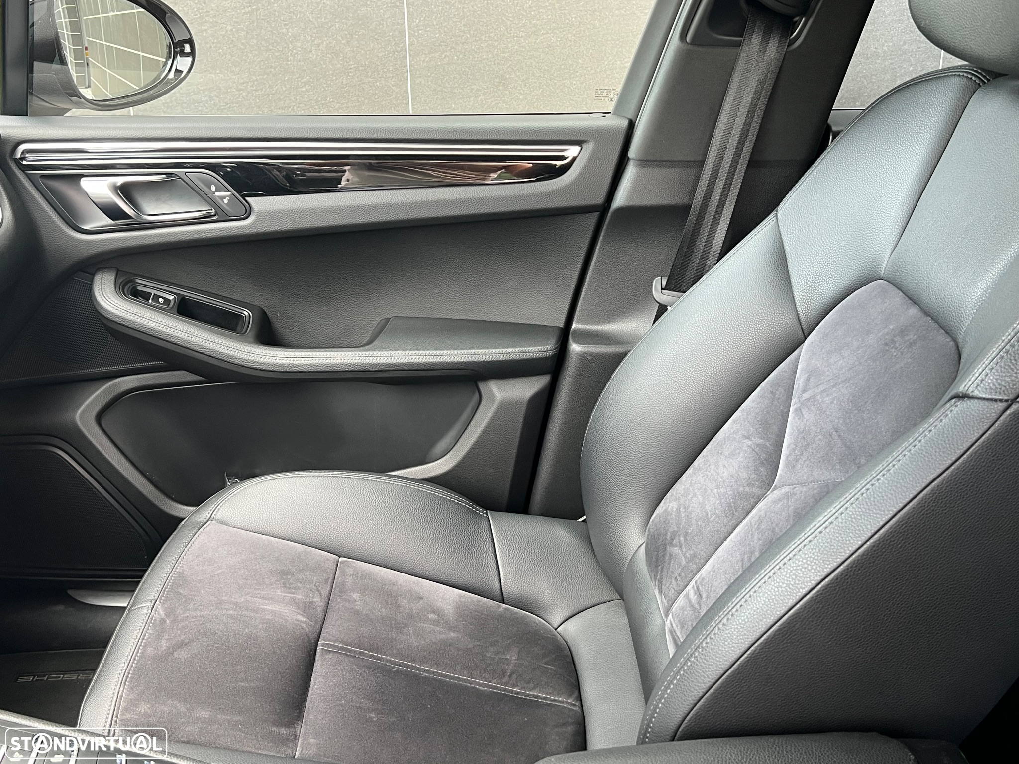 Porsche Macan S - 22