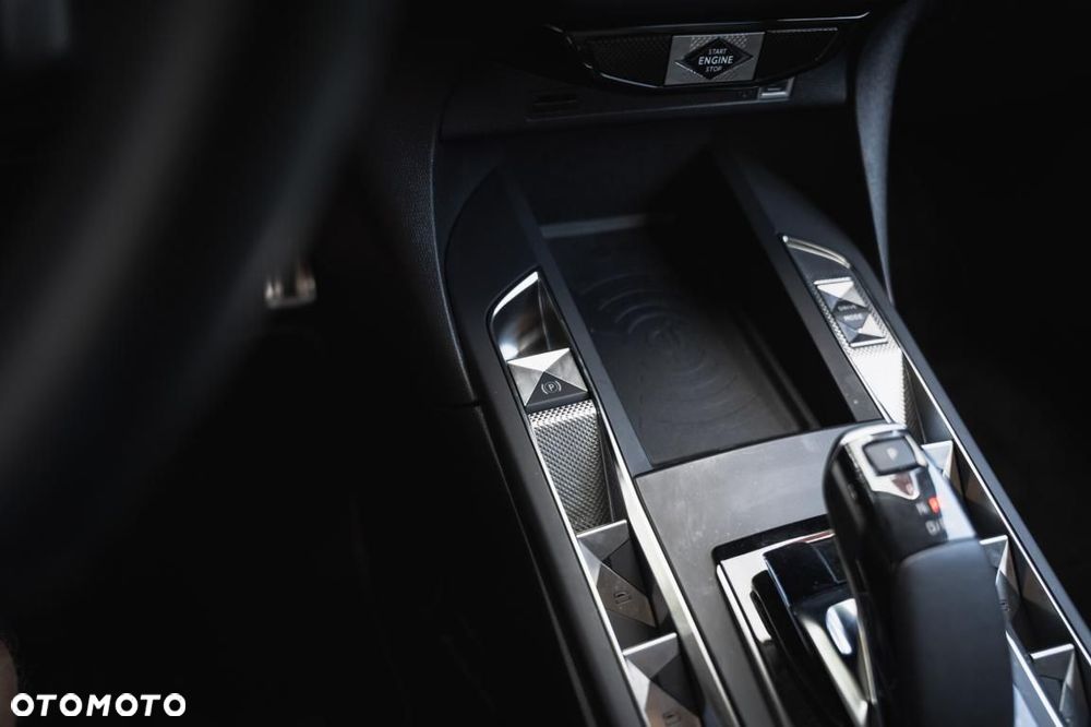 DS Automobiles DS 3 Crossback - 25