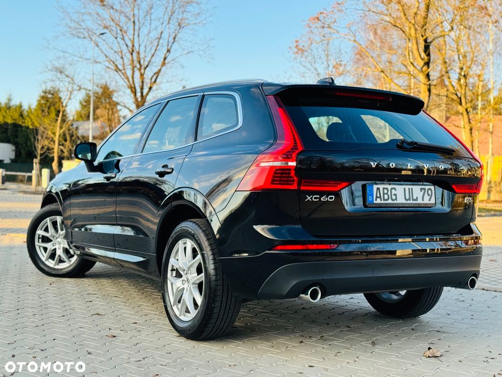 Volvo XC 60 D3 Momentum Pro - 31