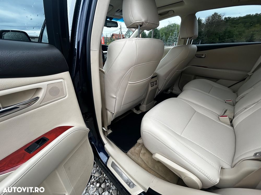 Lexus Seria RX - 14
