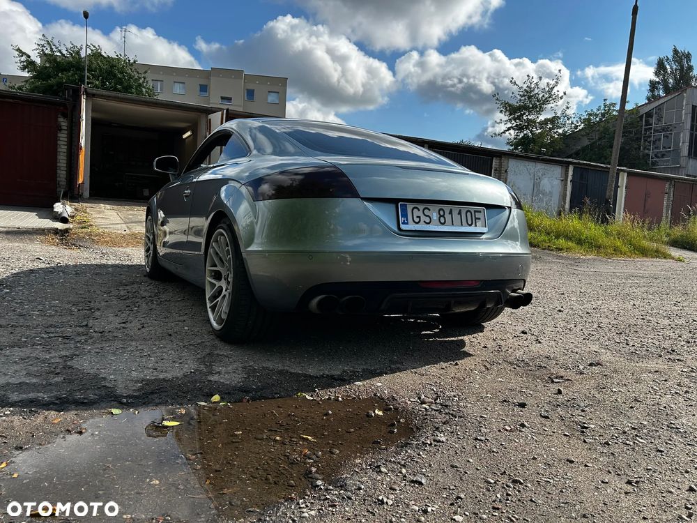 Audi TT Coupé - 6