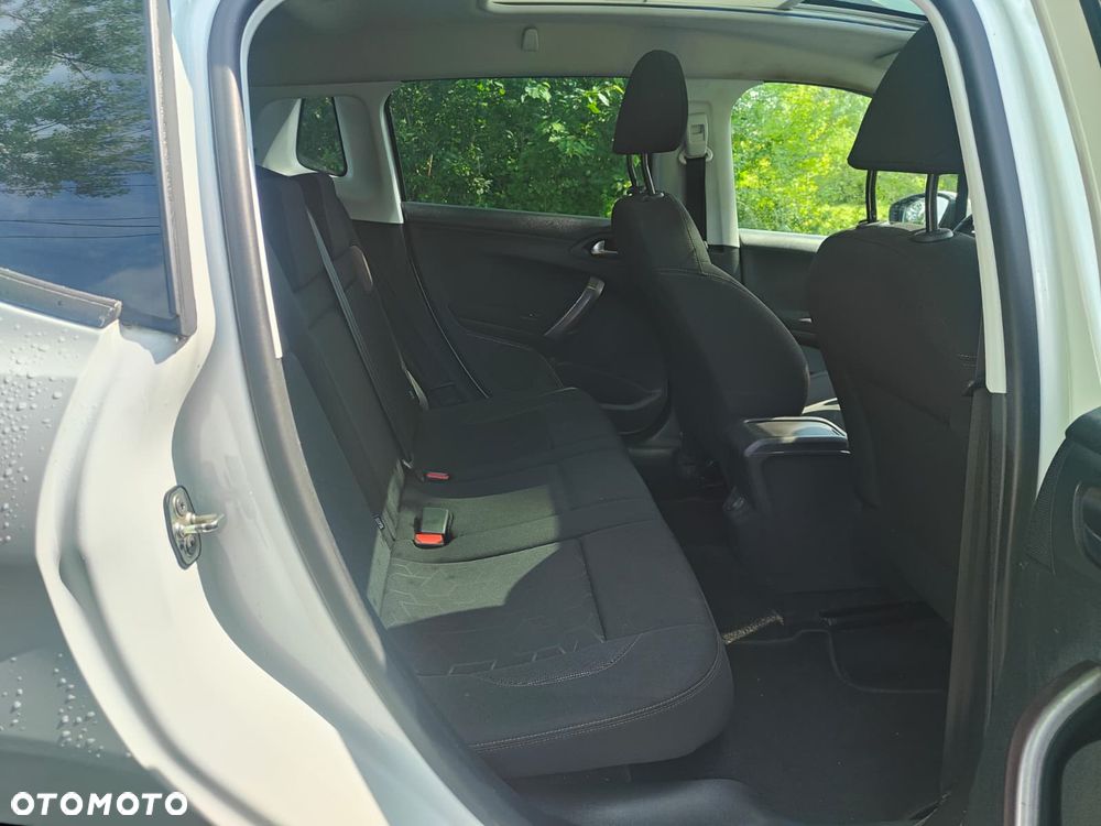 Peugeot 2008 - 23