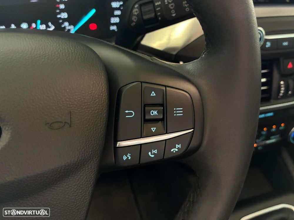 Ford Focus 1.0 EcoBoost Titanium - 25