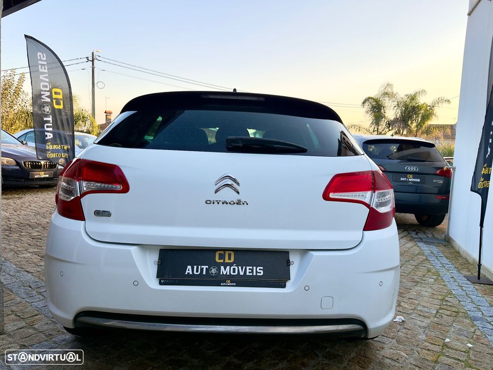 Citroën C4 e-HDi 110 EGS6 Stop/Start System Exclusive - 19