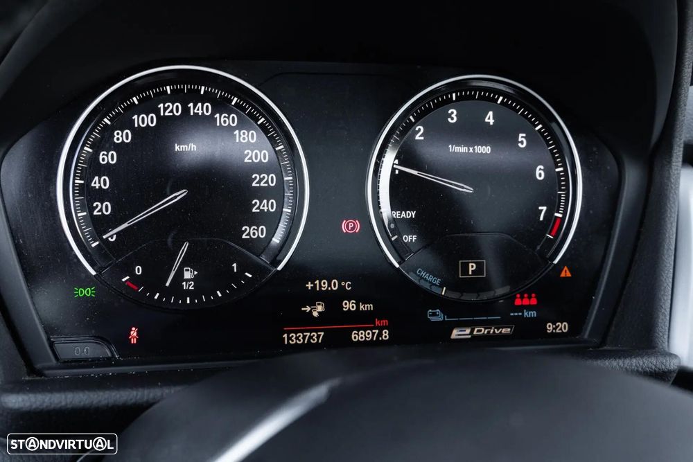 BMW 225xe Active Tourer Advantage - 12
