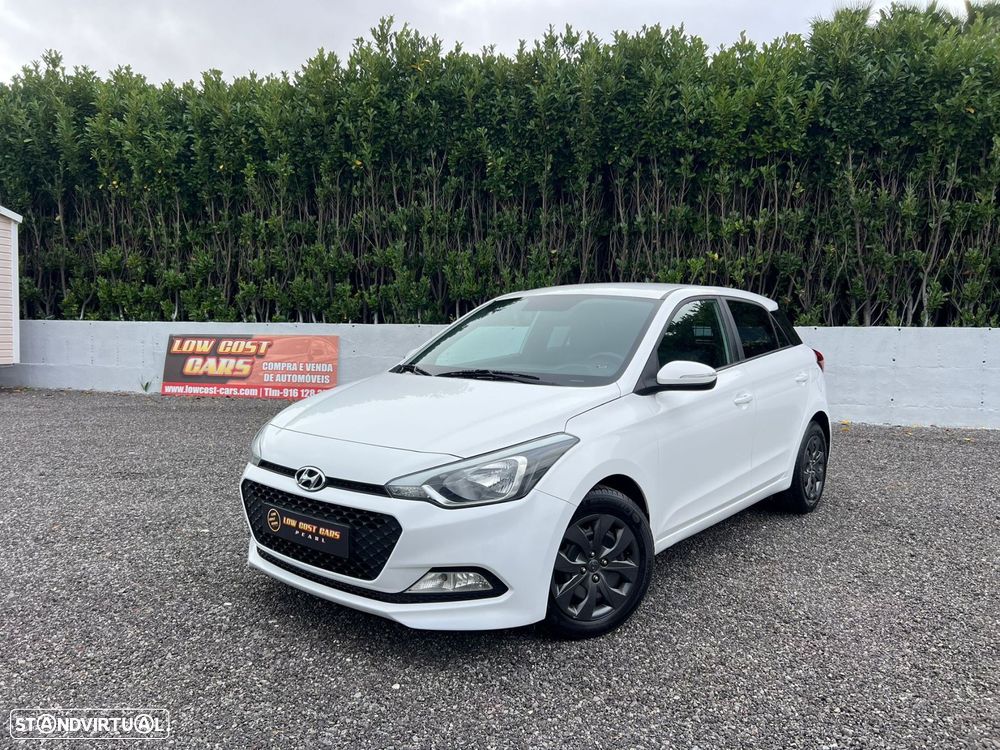 Hyundai i20 1.1 CRDi Urban - 1