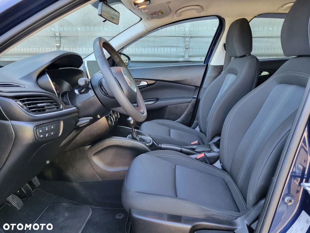 Fiat Tipo 1.4 T-Jet 16v Lounge EU6 - 16