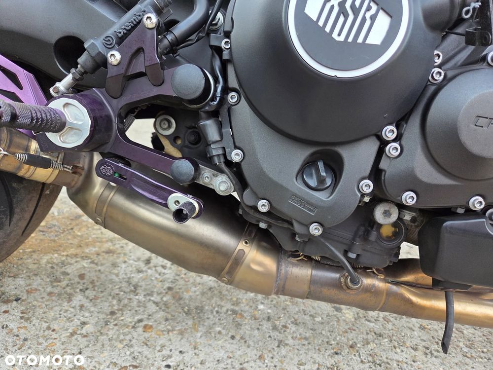 Yamaha XSR - 20