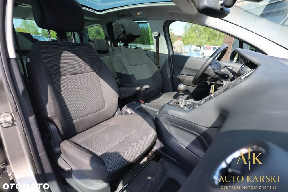 Peugeot 5008 - 38