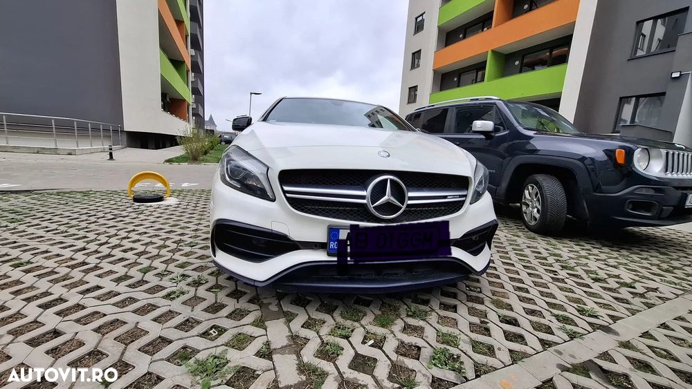 Mercedes-Benz A 45 AMG 4Matic Aut. - 4