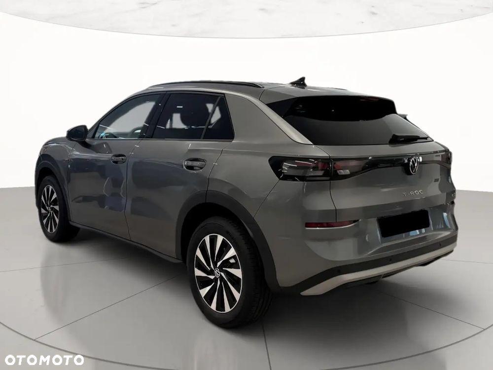 Volkswagen T-Roc 1.5 eTSI Life DSG - 6