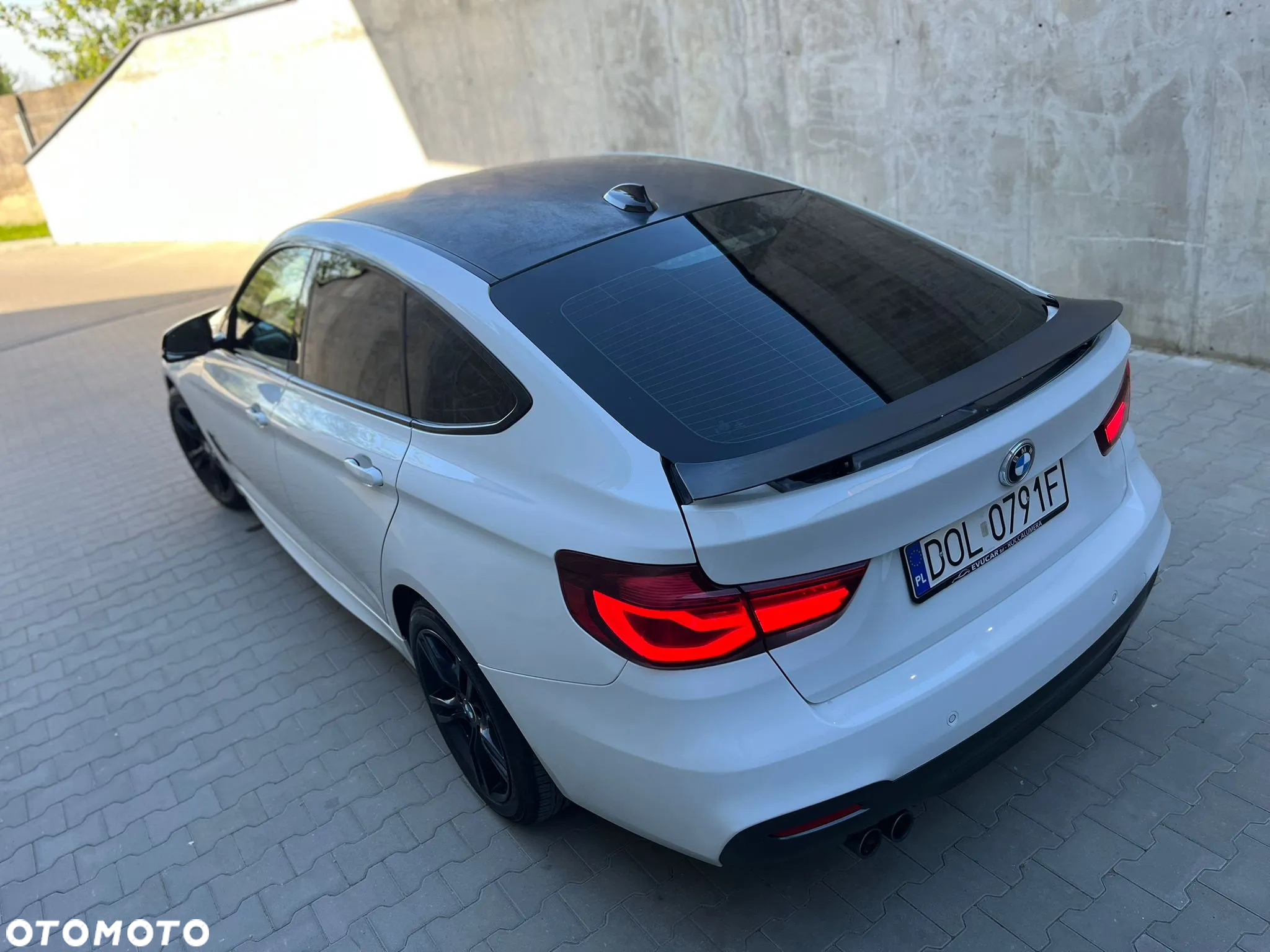 BMW 3GT 330d M Sport - 16