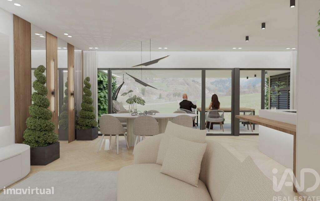 Apartamento T3 em Santo António dos Olivais de 120,00 m2 - Grande imagem: 5/25