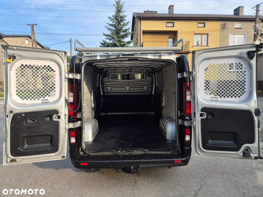 Opel Vivaro - 20