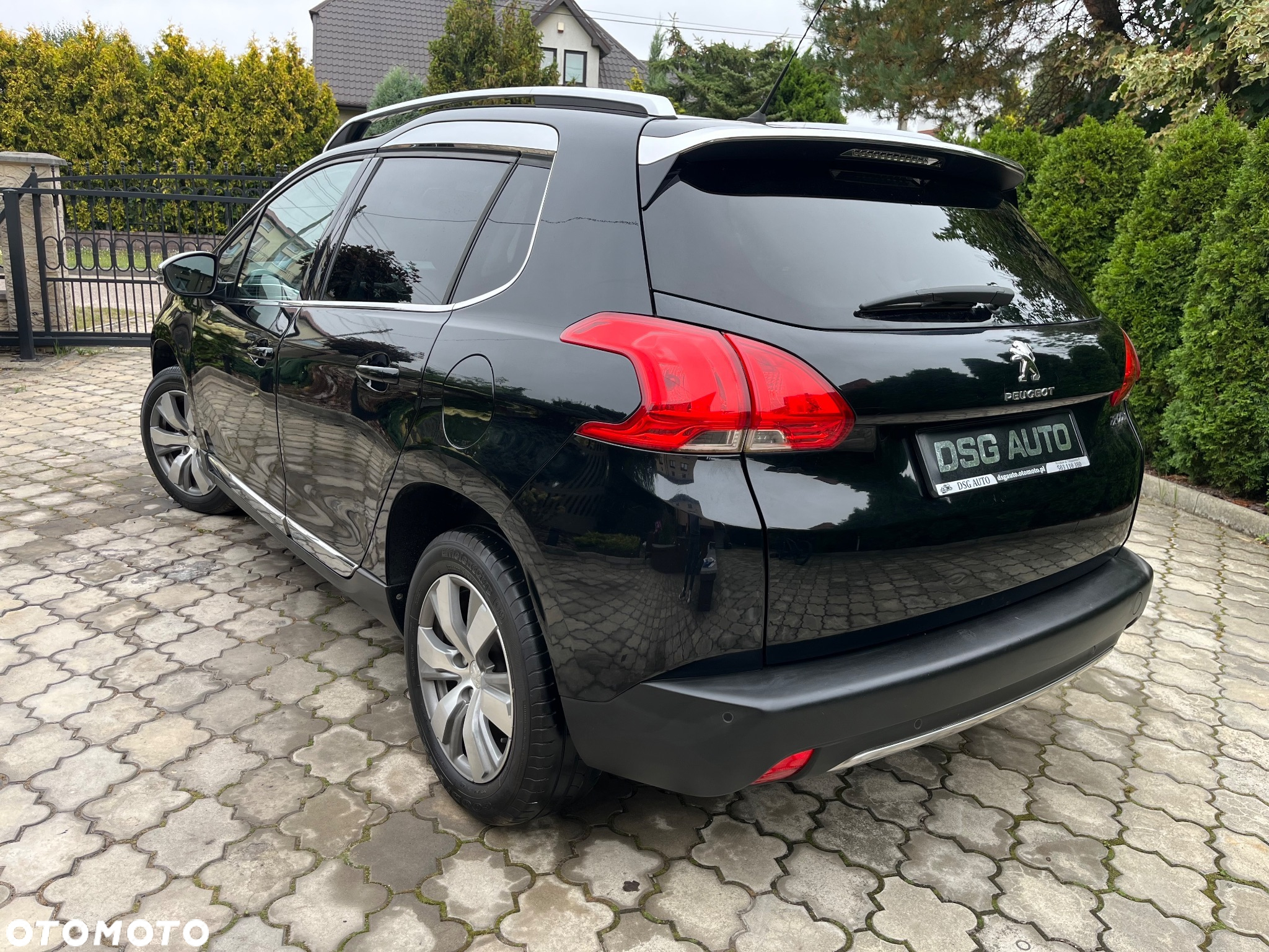 Peugeot 2008 - 14
