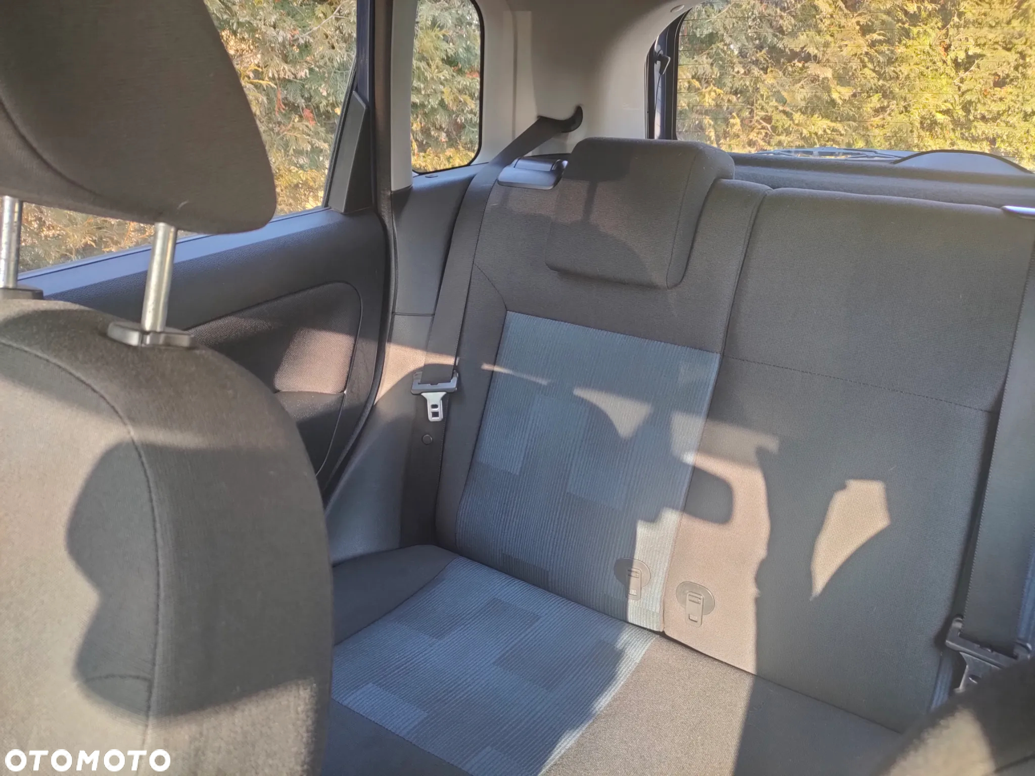 Ford Fiesta 1.4 Ambiente - 13