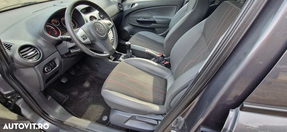 Opel Corsa 1.4 16V Edition - 12