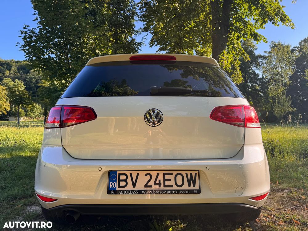 Volkswagen Golf 1.2 TSI BMT Comfortline - 5