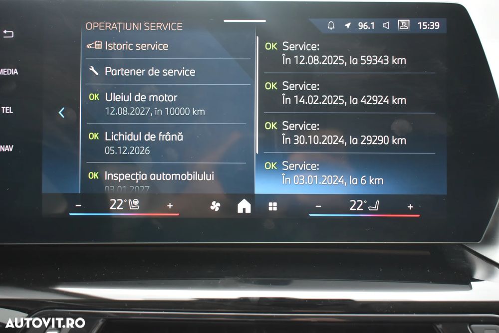 BMW X1 sDrive18d AT - 16