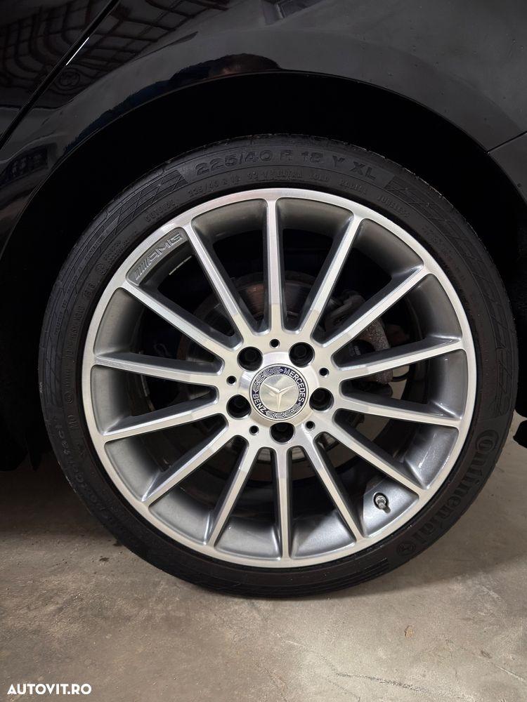 Mercedes-Benz A 200 CDI 7G-DCT AMG Line - 22