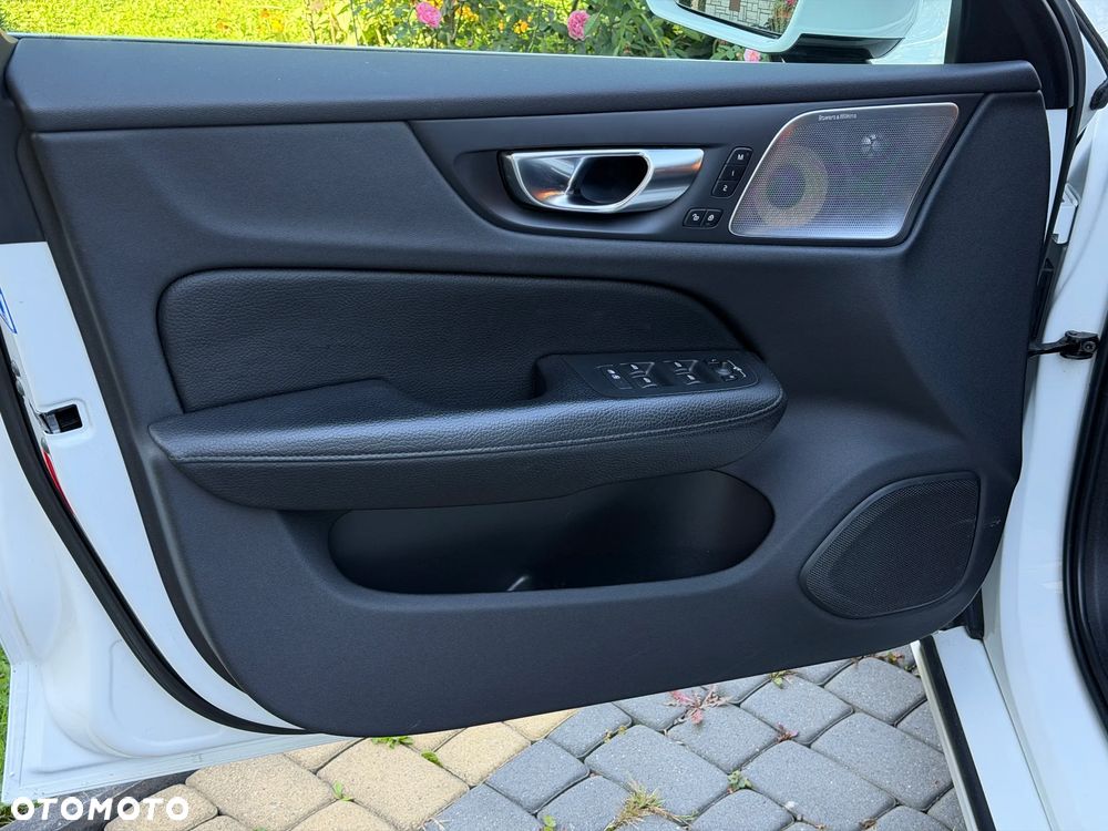 Volvo V60 T6 AWD Geartronic Inscription - 27