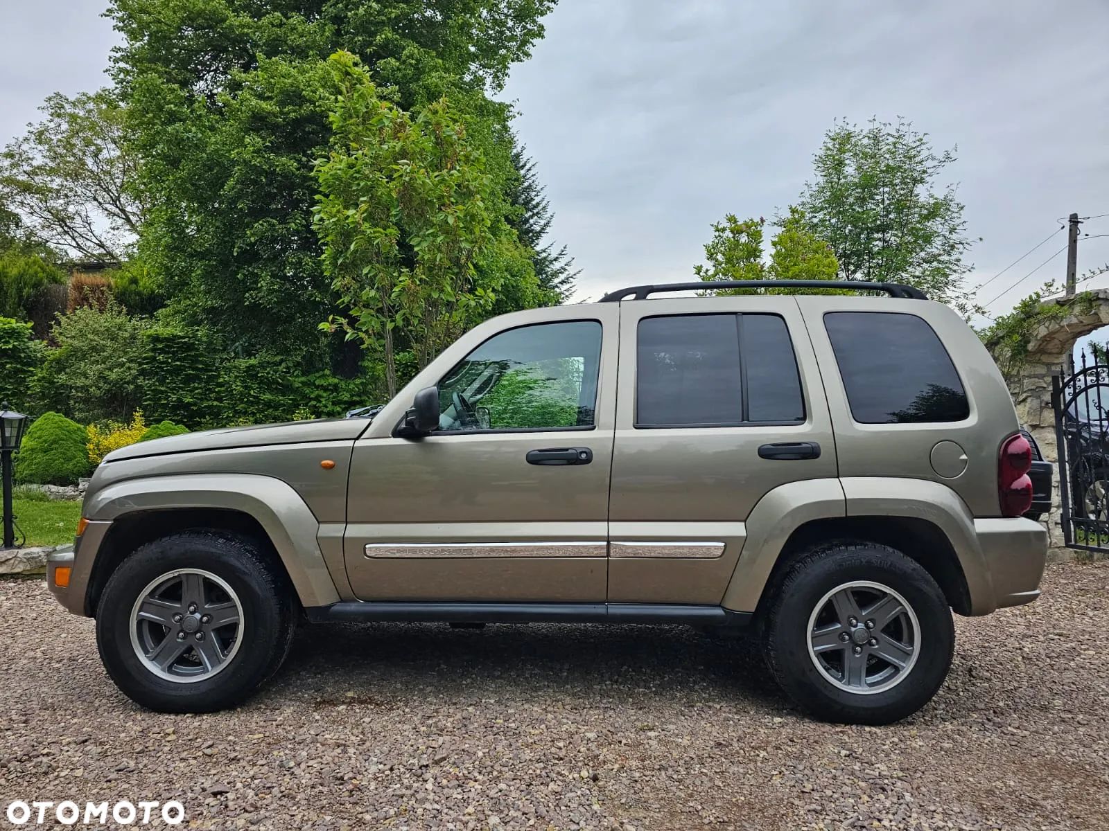 Jeep Cherokee 2.8 CRD Sport - 1