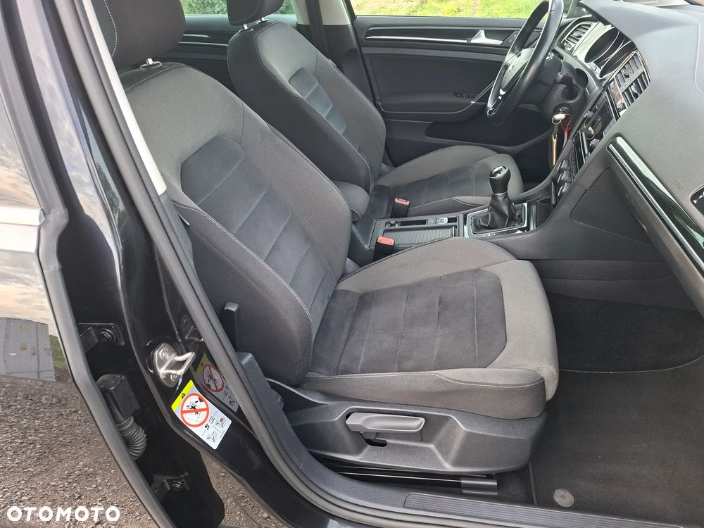 Volkswagen Golf 2.0 TDI (BlueMotion Technology) Comfortline - 16