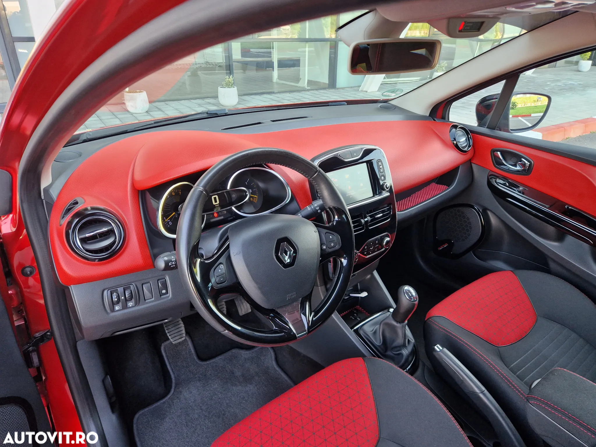 Renault Clio TCe 90 BUSINESS EDITION - 5