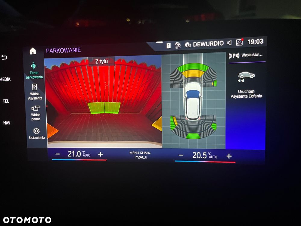 BMW Seria 2 218i Advantage - 28