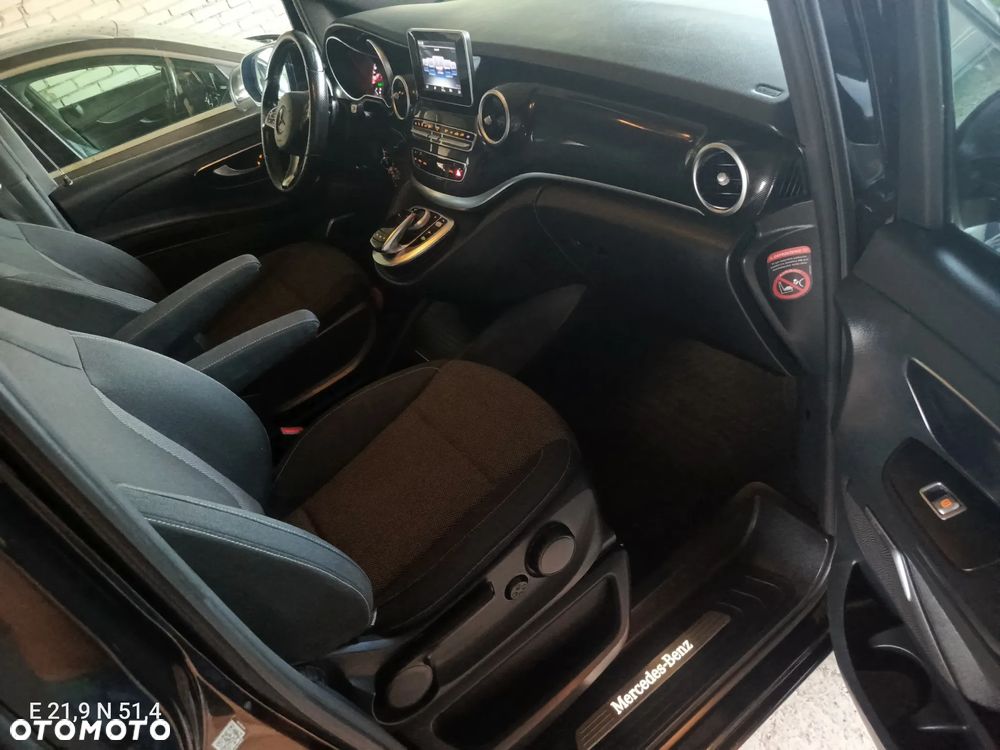 Mercedes-Benz Klasa V 220 CDI Avantgarde 7G-Tronic (d³ugi) - 39