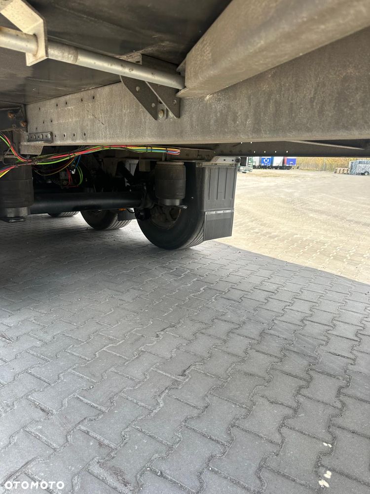 Schmitz Cargobull - 12