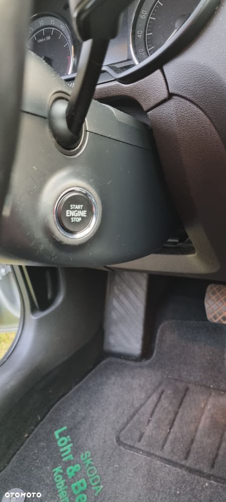 Skoda Octavia 2.0 TDI L&K DSG - 14
