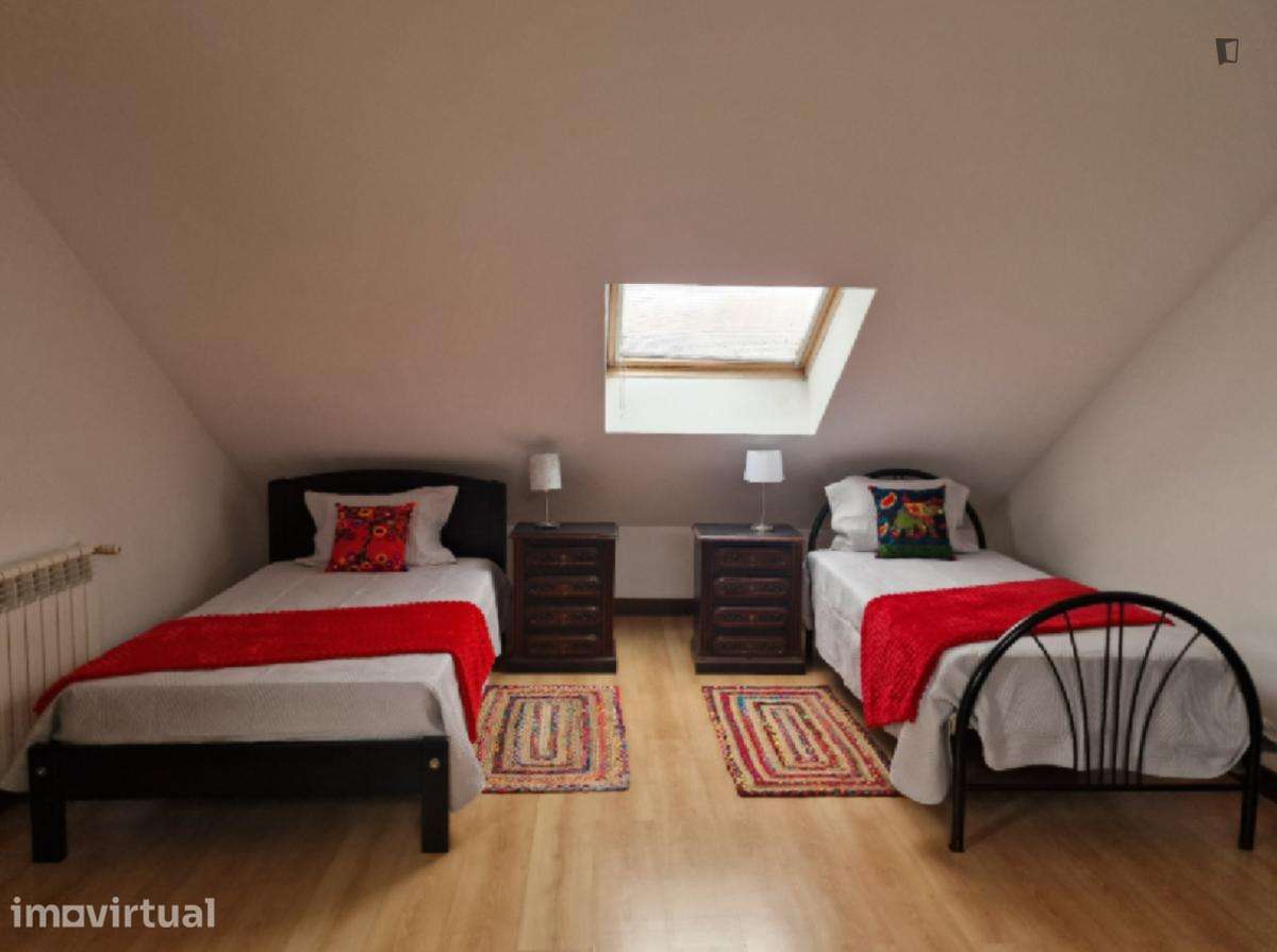 Quarto - localizado em Pontinha Lisbon - Grande imagem: 3/19