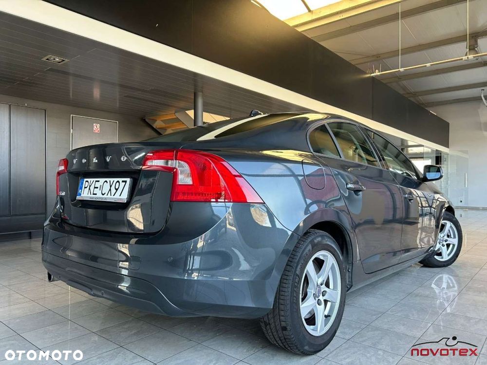 Volvo S60 - 2