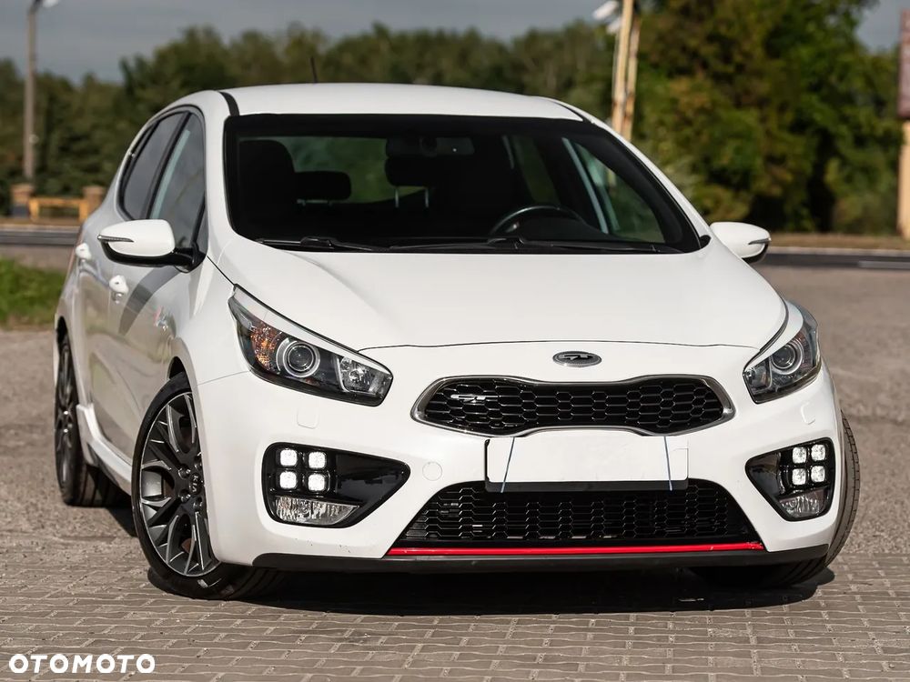 Kia Ceed 1.6 T-GDI GT L - 2