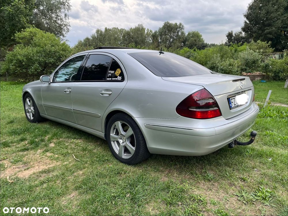 Mercedes-Benz Klasa E 500 4Matic Automatik Avantgarde - 6