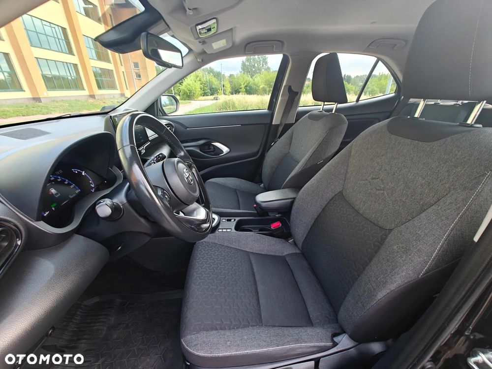 Toyota Yaris Hybrid 1.5 Style - 17