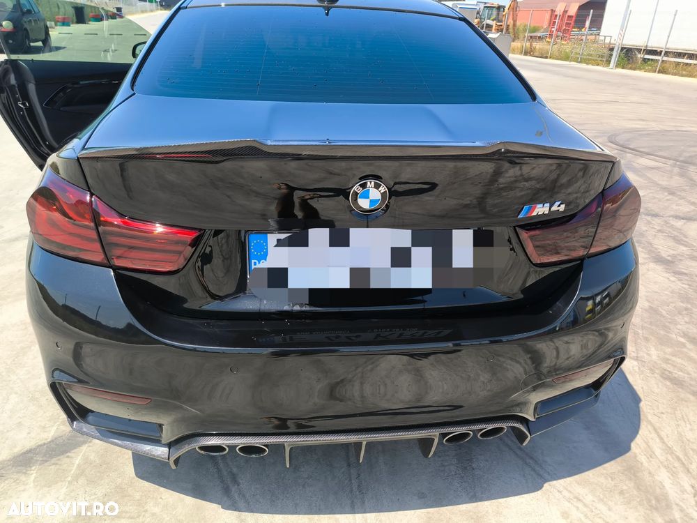BMW M4 DKG - 6