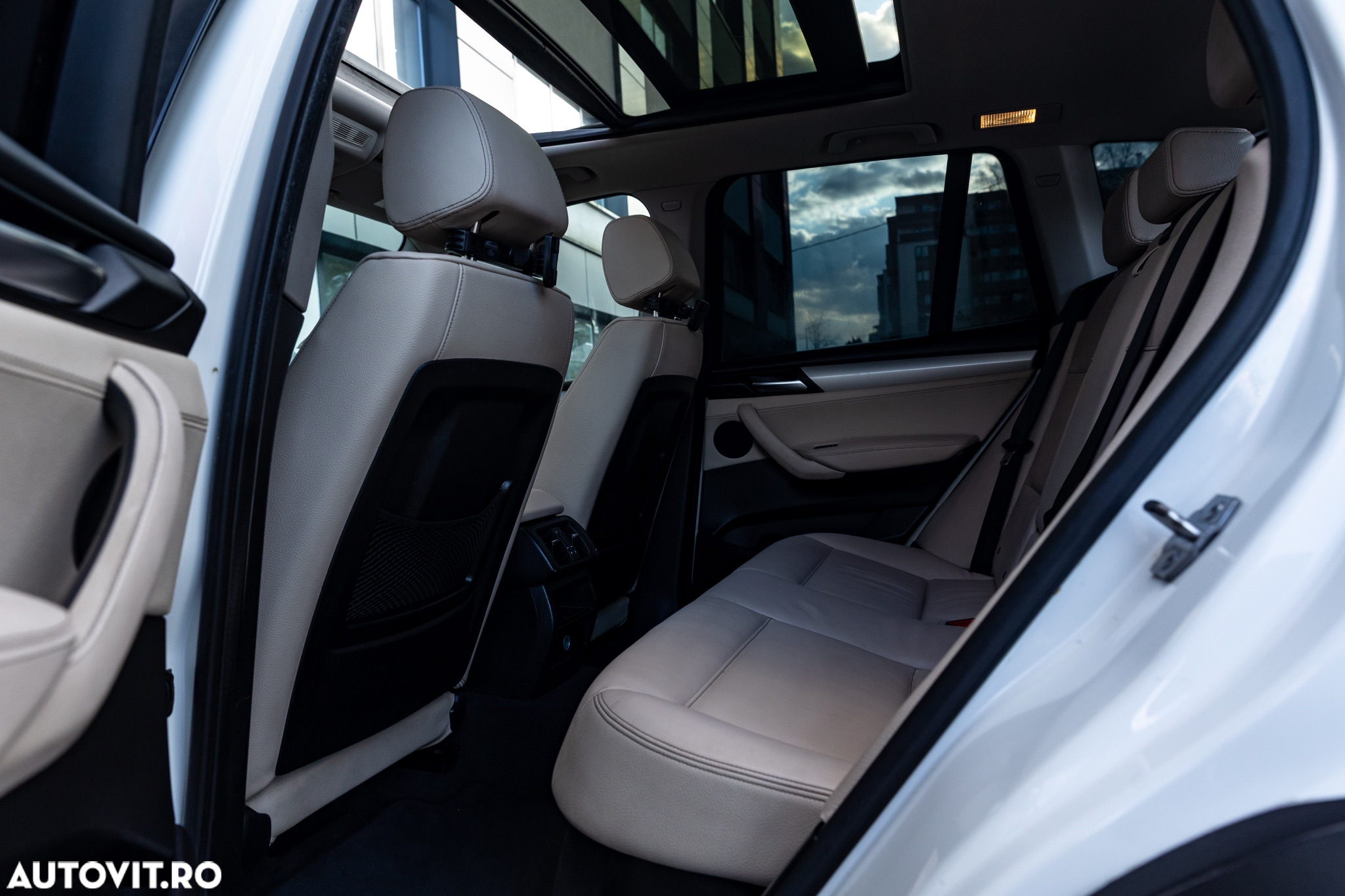 BMW X3 xDrive20d AT Luxury Line - 30