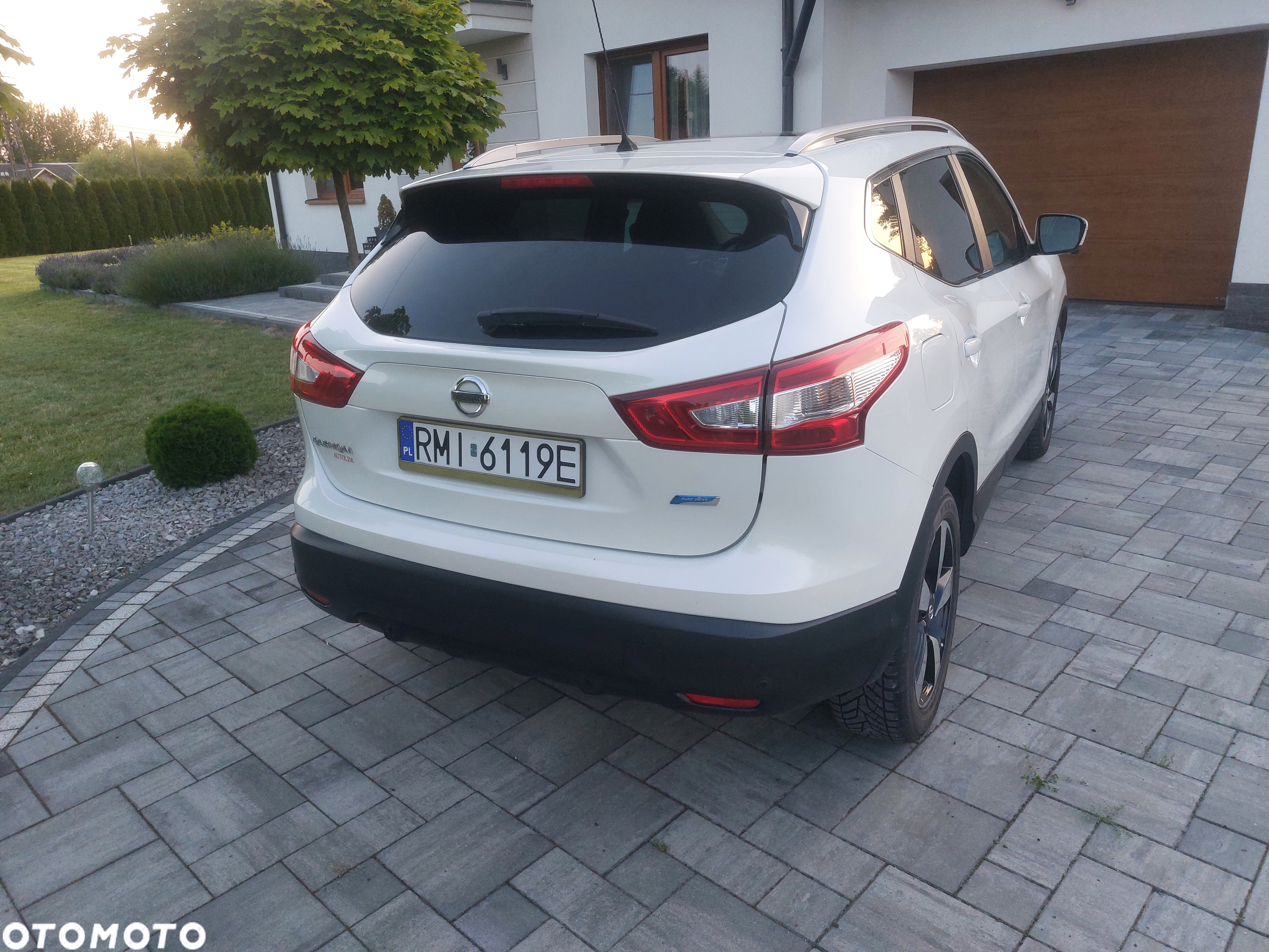 Nissan Qashqai - 4
