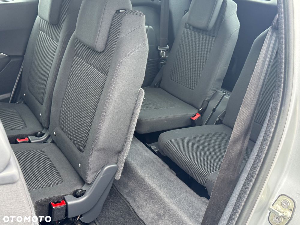 Peugeot 5008 120 VTi Active - 17