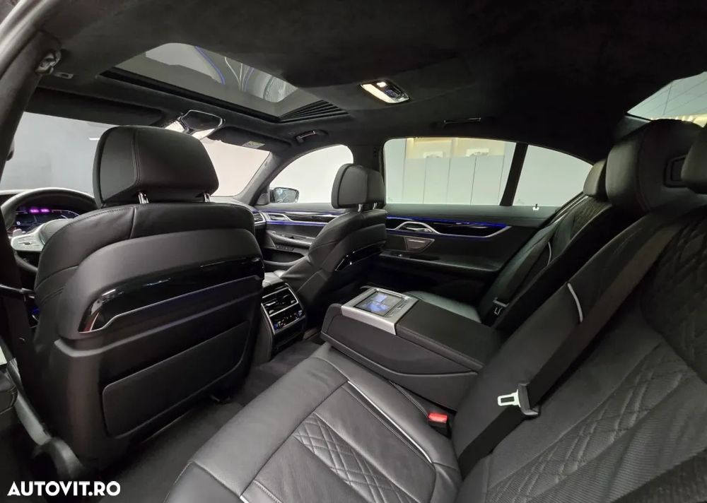 BMW Seria 7 730d xDrive - 17